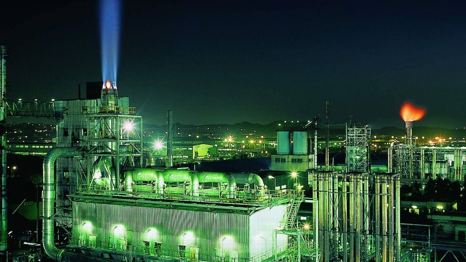 توسعه فناوری جذب و ذخیره کربن (CCUS) در پتروشیمی کربن ایران